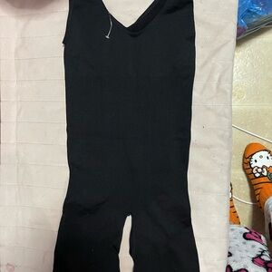 SHAPE BODYSUIT SIZE MEDIUM